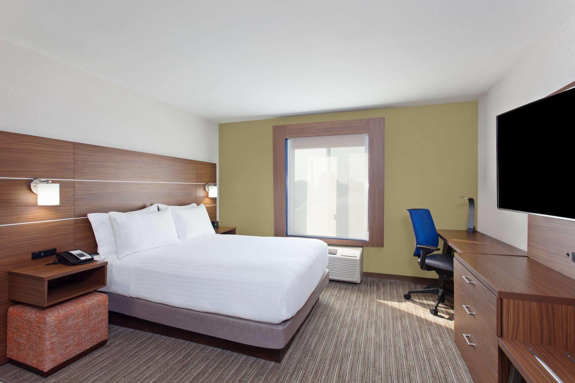Holiday Inn Express West Los Angeles By Ihg Bagian luar foto