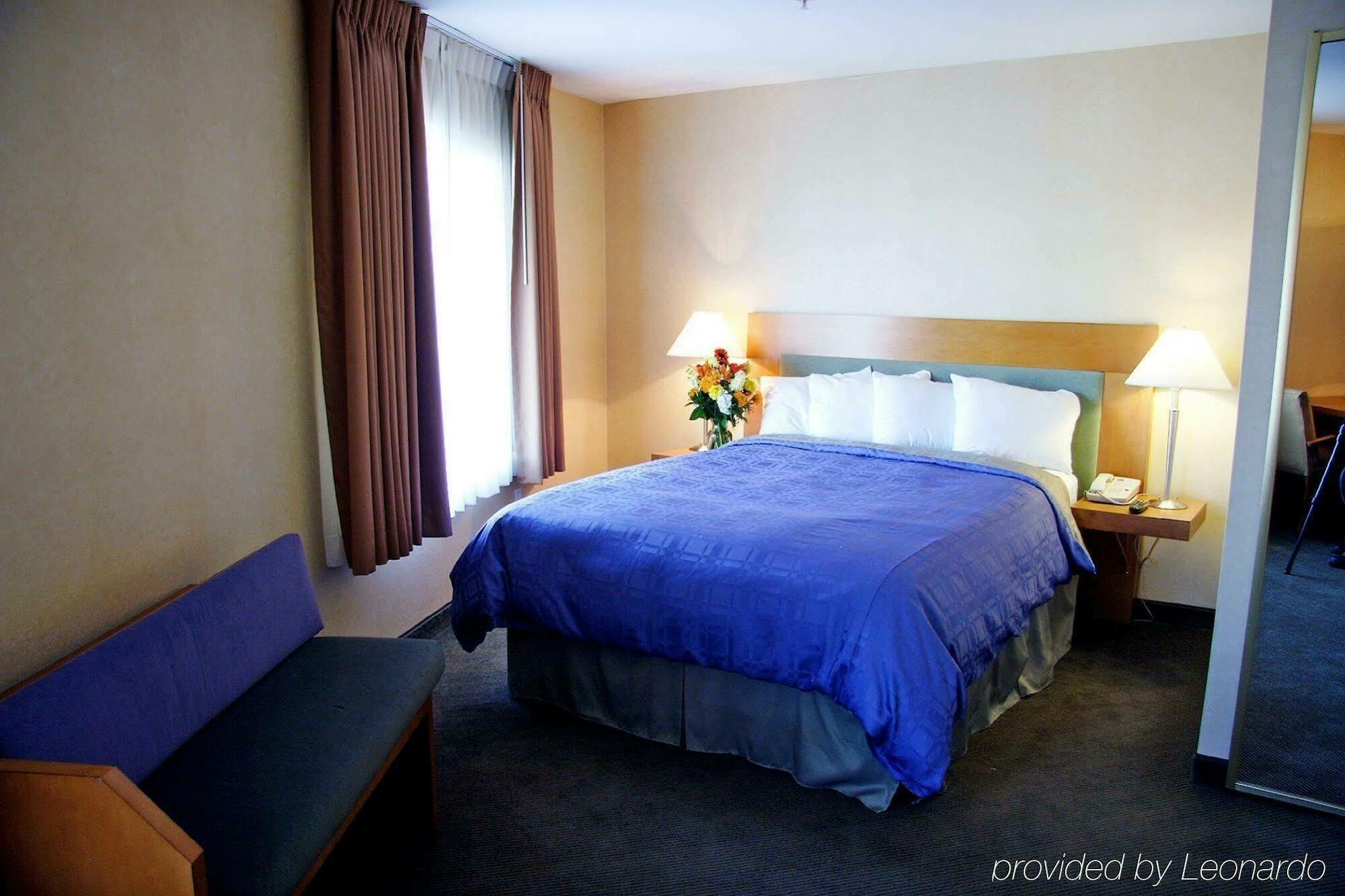 Holiday Inn Express West Los Angeles By Ihg Bagian luar foto