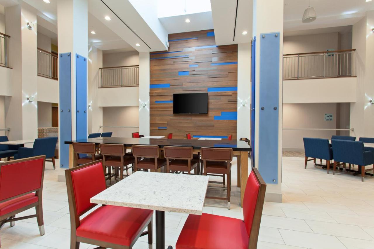 Holiday Inn Express West Los Angeles By Ihg Bagian luar foto